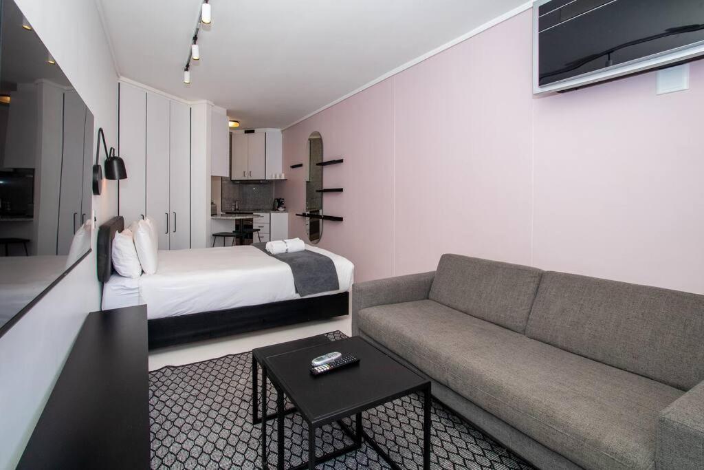 Apartment 406 Flamingo, Sea Point